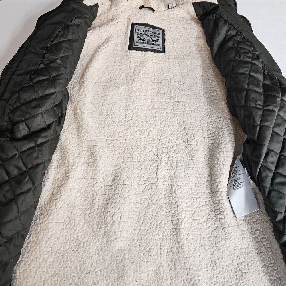 Levi's Womens L Parka Jacket Sherpa Lined Outdoor Winter Zip Up Olive Faux Fur - Picture 6 of 16
